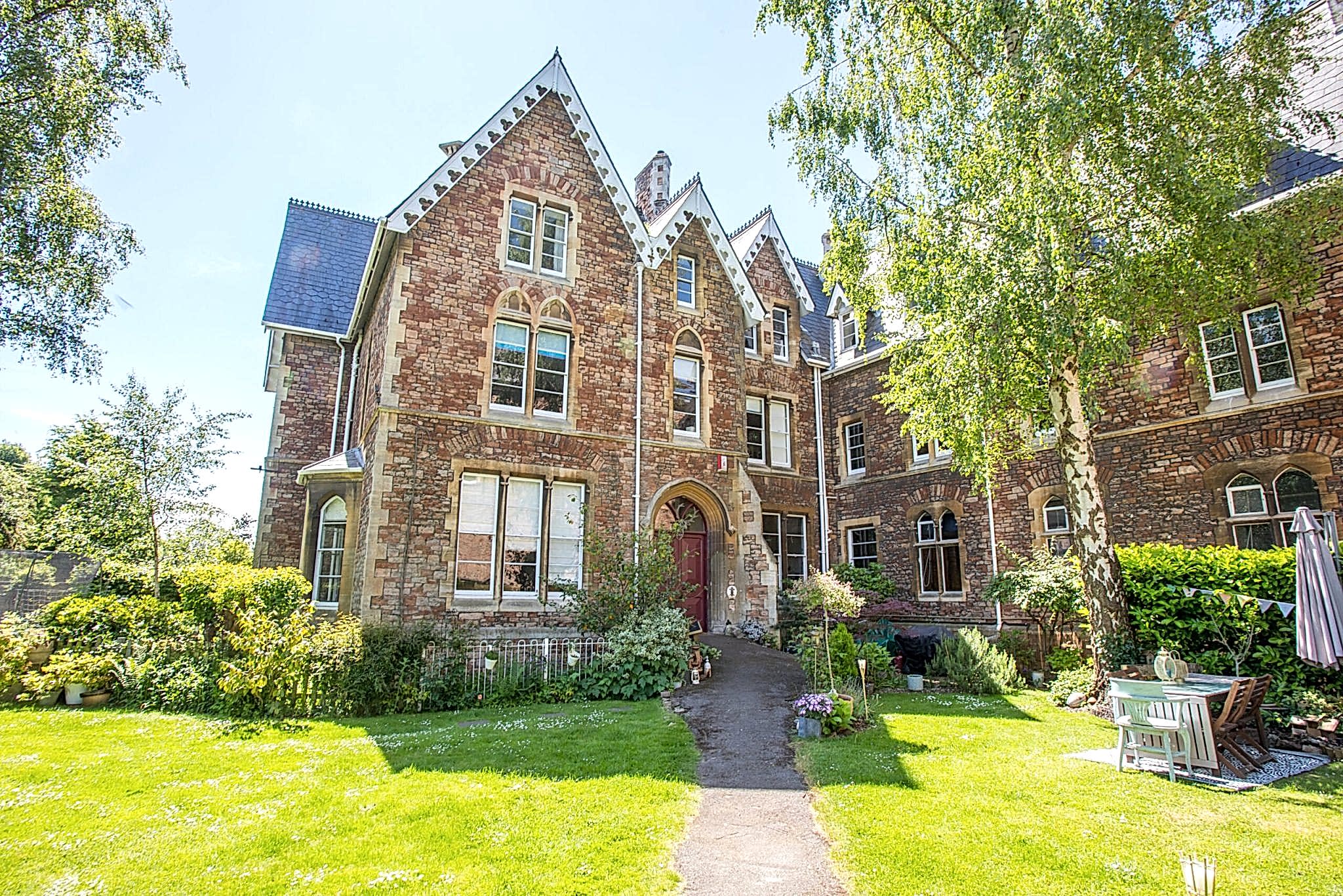 Victorian stone building and lawn at the British Learning Academy Bristol summer campus